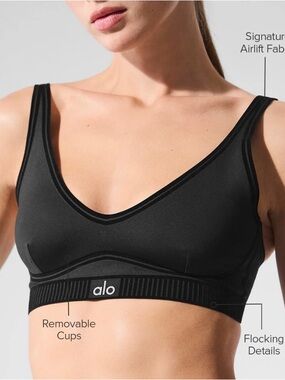 ALO yoga  Airlift Line Up Bra. Size. S
